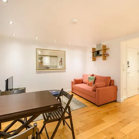 The Play Pen - Holborn - By Frankie Says Apartment London Exterior photo